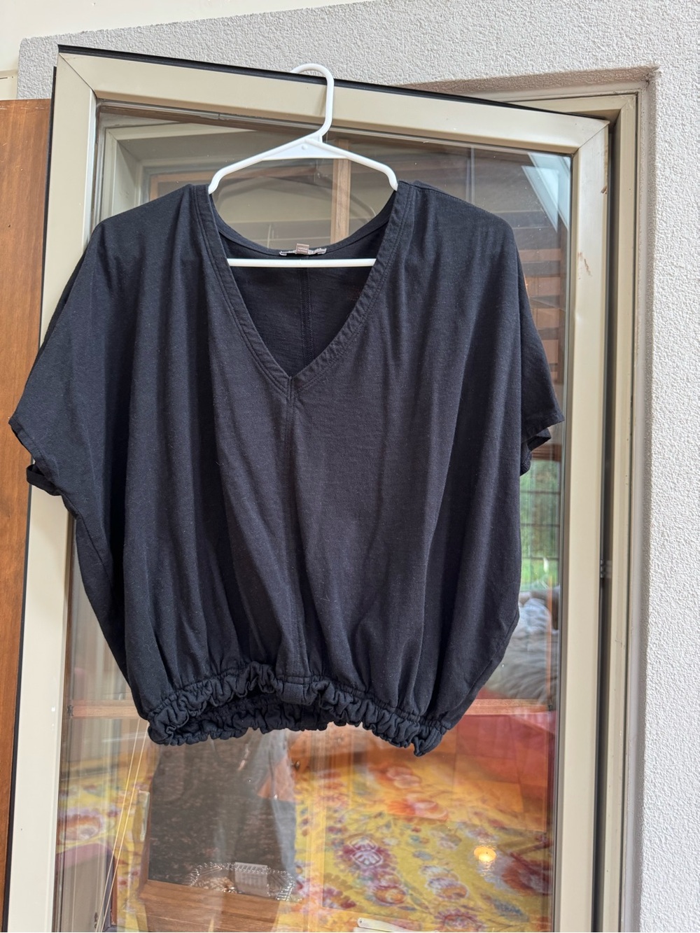 Lilla P Black V-Neck Elastic-Hem Crop Top